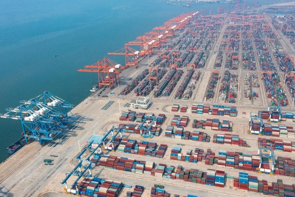A rail-sea intermodal freight train of the New International Land-Sea Trade Corridor, which is launched in cooperation with Singaporean shipping company Pacific International Lines, leaves southwest China's Chongqing municipality, April 27, 2023. (Photo by Long Fan/People's Daily Online)