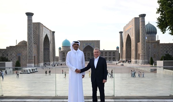 The Amir of the State of Qatar, Sheikh Tamim bin Hamad Al Thani, accompanied by the President of the Republic of Uzbekistan Shavkat Mirziyoyev, got acquainted with the majestic architectural monuments of the ancient and beautiful city of Samarkand.