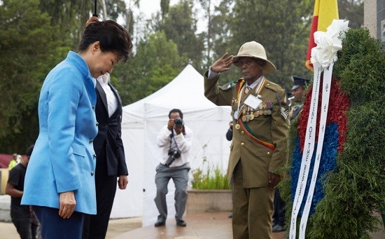 The then President Park Geun-hye bows before the fallen soldiers of the Ethiopia infantry unit on the occasion of the 65th anniversary of Ethiopia's participation in the Korean War (photo dated May 27, 2016). The Ethiopians heroically fought in defense of the freedom and democracy of the Republic of Korea during the Korean War (1950-3).