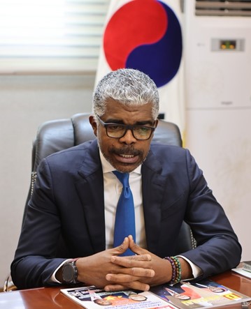 Minister of Transport Ricardo Viegas D’Abreu of the Republic Angola said that there are many areas where his country and Korea can increase mutually beneficial win-win cooperation
