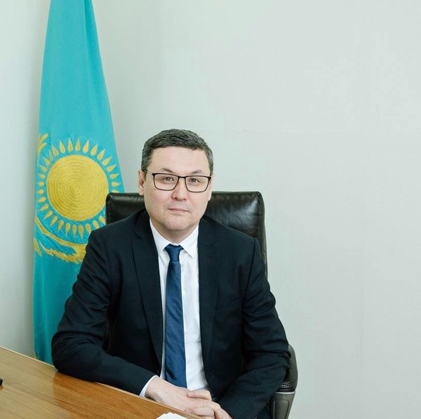  Mr. Erkin Tukumov, Director of the Kazakhstan strategic Research  Institute