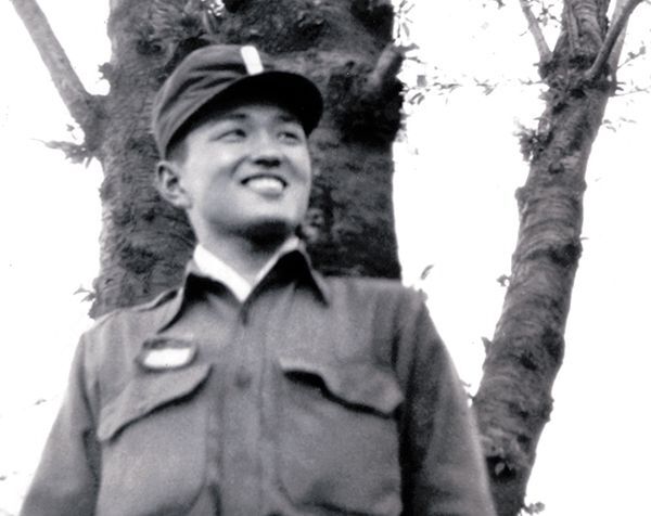 April 1953, When chairman Chang was serving as a lieutenant in the army. Now, as a ninety-year-old man, I see a glorious country with indescribable wealth and one of the world's top 10 economic powers, but a national consciousness that is about 2% short of the developed world.