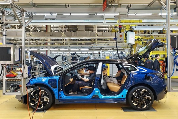 New energy vehicles are assembled in an intelligent factory of Chinese electric vehicle manufacturer Zeekr in Ningbo, east China's Zhejiang province. (Photo by Hu Xuejun/People's Daily Online)