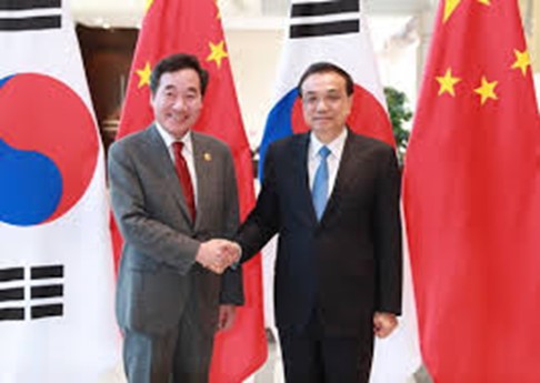 The then Prime Minister Lee meets with Prime Minister Li Keqiang of the People’s Republic of China on March 28, 2019