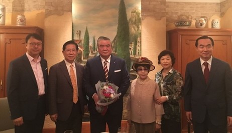 A NEAR delegation headed by Secretary-General Hong Jong-kyoung (second from left) visited the Embassy of Uzbekistan in Korea on July 17, 2017 and met with Ambassador Vitaly Fen (third from left). At the meeting, Secretary-General Hong introduced the activities of NEAR and NEAR Associate Membership.