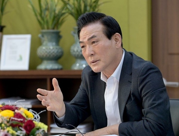 Mayor of Nonsan, Baek sung-hyun