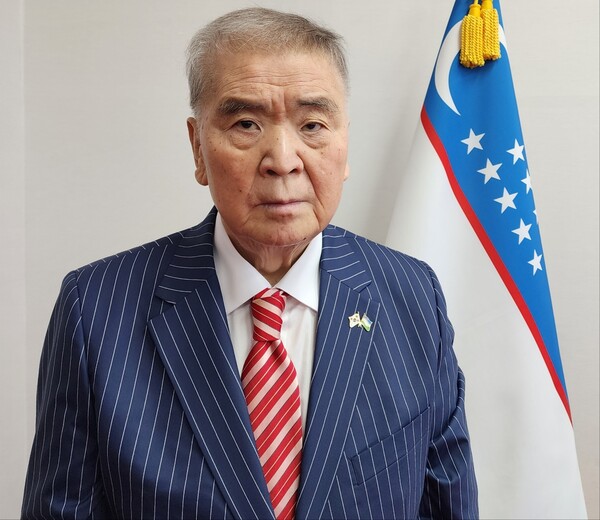 Ambassador Vitaliy Fen of the Republic of Uzbekistan in Seoul