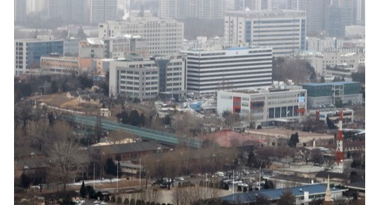 This undated file photo shows the defense ministry compound in central Seoul.