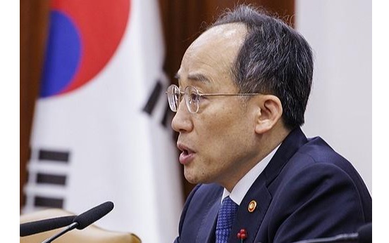 Finance Minister Choo Kyung-ho speaks during an emergency economic ministers' meeting in Seoul on Dec. 13, 2023.