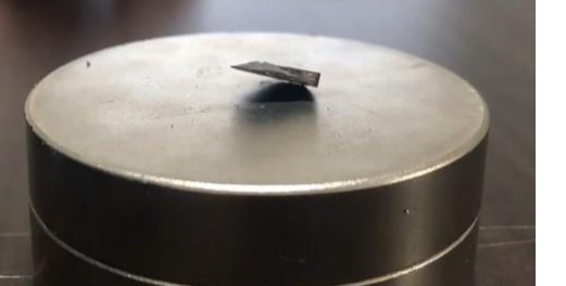 This image, captured from a YouTube video by professor Kim Hyun-tak, shows a superconductor.