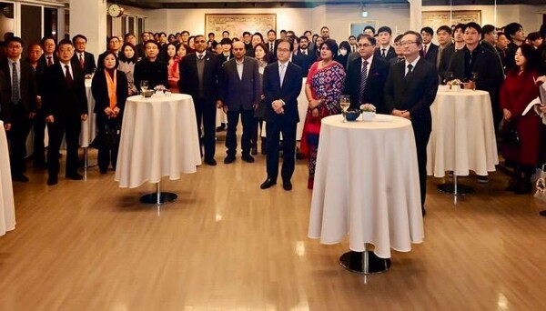 Ambassador and Mrs. Kumar with ROK DPM Chung (behind center table) attentively watch traditional dances presented by lady performing artists of India.