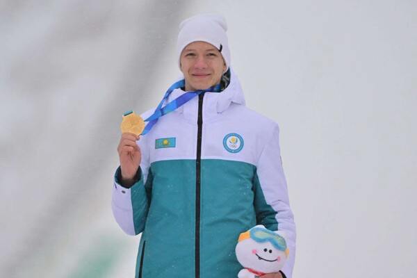 gold medal ski jumping _Ilya Mizernykh,