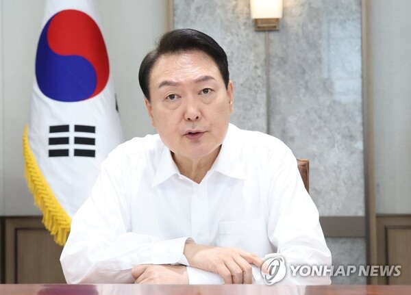President Yoon Suk Yeol speaks during a meeting with senior presidential secretaries at the Yongsan Presidential Office in Seoul on July 4, 2022. (Yonhap)