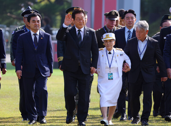 President Lee Jae-myung attends the Armed Forces Day ceremony. (Source: Yonhap News)