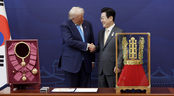 경주에서 만난 한미 정상 (출처: 연합뉴스)