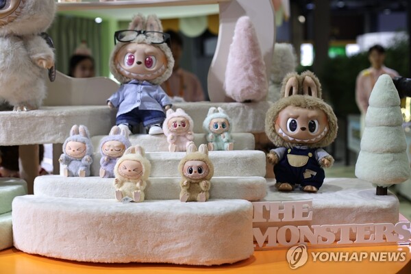 Labubu, a character from Chinese art toy brand Pop Mart. (Source: Yonhap News)