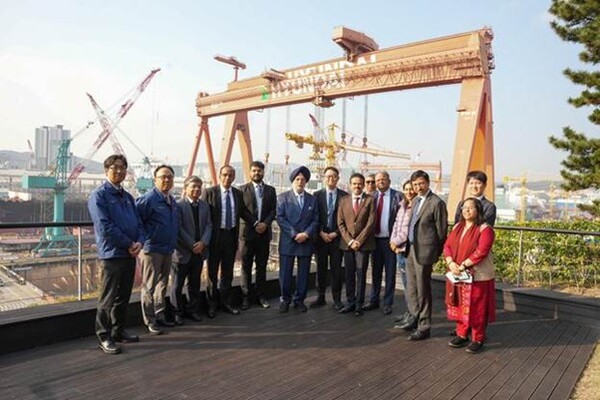 Hardeep Singh Puri, India’s Minister of Petroleum and Natural Gas, and his delegation visited South Korea on November 13–14. (Source: Embassy of India in Korea)