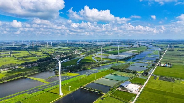 Photo shows a wind farm in Jinhu county, Huai'an, east China's Jiangsu province. (Photo/Liang Debin)