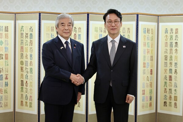 김민석 국무총리, 한일·일한 협력위원회 대표단 접견 (출처: 연합뉴스)